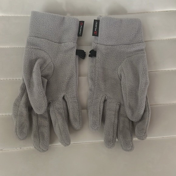 The North Face grey fleece gloves. M - Picture 2 of 2